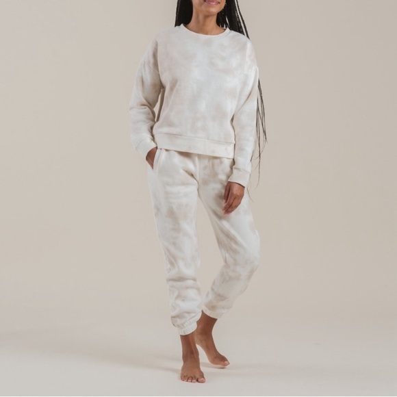 Rylee + Cru Tie Dye jogger pant in Shell size large - Picture 1 of 5